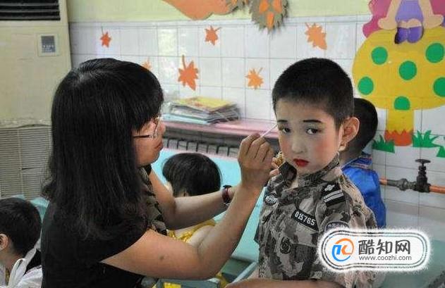 ��һ��ͯ�ڻ�ױ��������